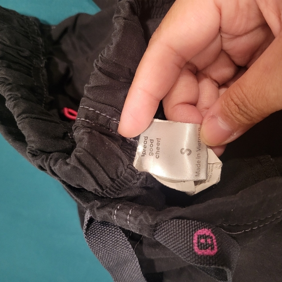 Used Wonderwink size small black scrubs bottom - Picture 2 of 6